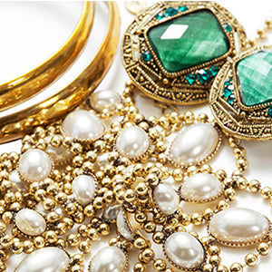 Glue Set Jewelry: A Cleaning and Caring Guide