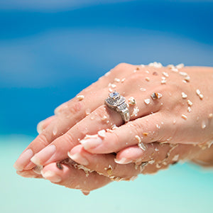 Tips for Beach-Going Jewelry Lovers